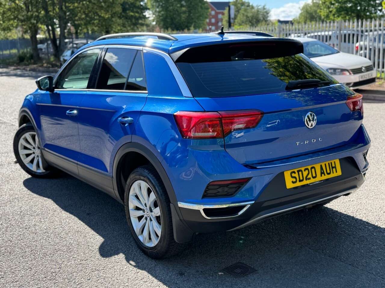 2020 VOLKSWAGEN T-ROC 2020 VOLKSWAGEN T-ROC