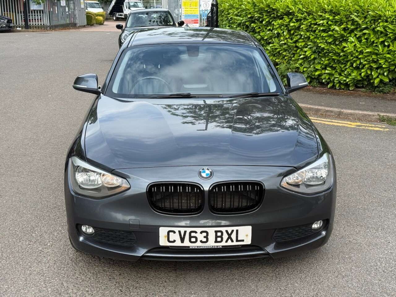 A 2013 BMW 1 SERIES 1.6 116d ED EfficientDynamics Business Hatchback 5dr Diesel Manual Euro 5 ( A 2013 BMW 1 SERIES 1.6 116d ED EfficientDynamics Business Hatchback 5dr Diesel Manual Euro 5 (