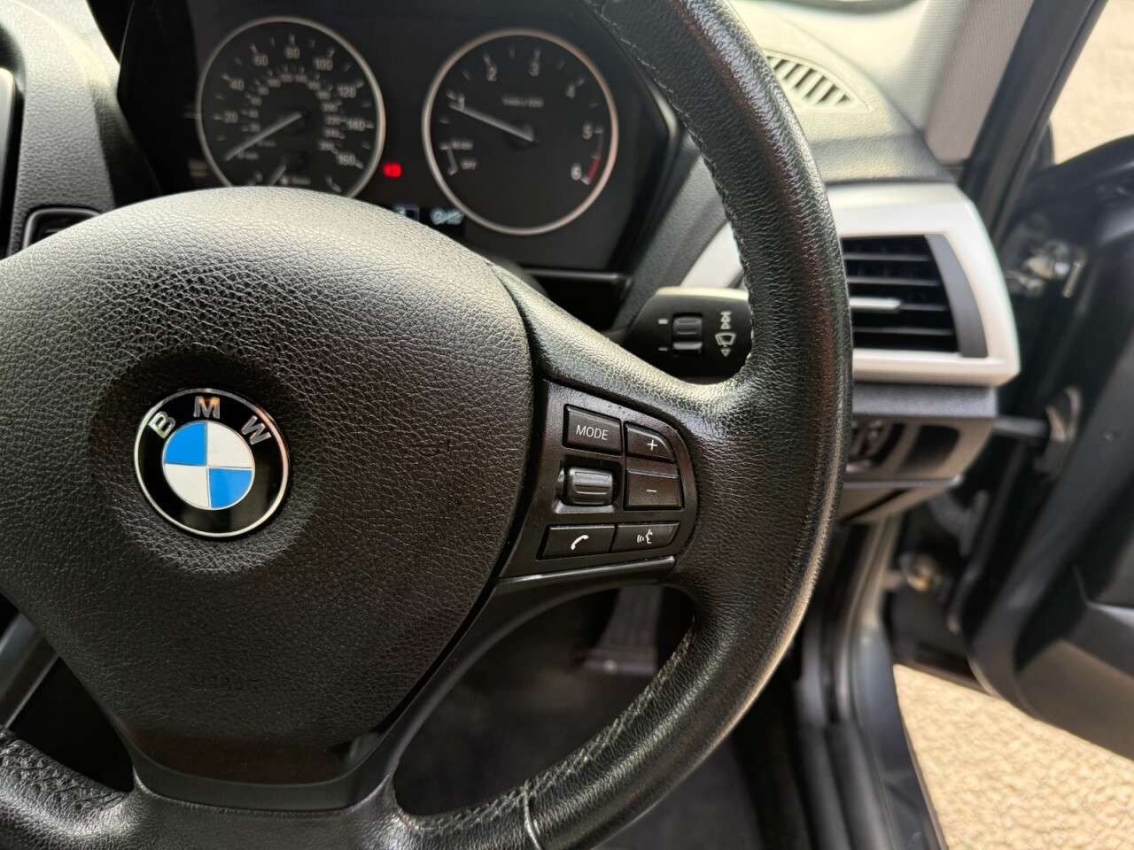 2013 BMW 1 SERIES 2013 BMW 1 SERIES
