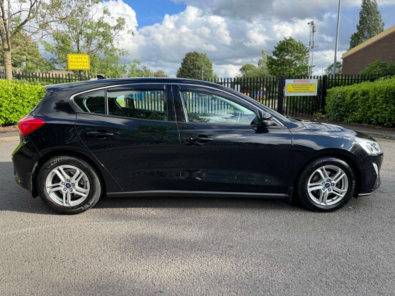 A 2018 FORD FOCUS 1.5 EcoBlue Zetec Hatchback 5dr Diesel Manual Euro 6 (s/s) (120 ps) ULEZ+1F A 2018 FORD FOCUS 1.5 EcoBlue Zetec Hatchback 5dr Diesel Manual Euro 6 (s/s) (120 ps) ULEZ+1F