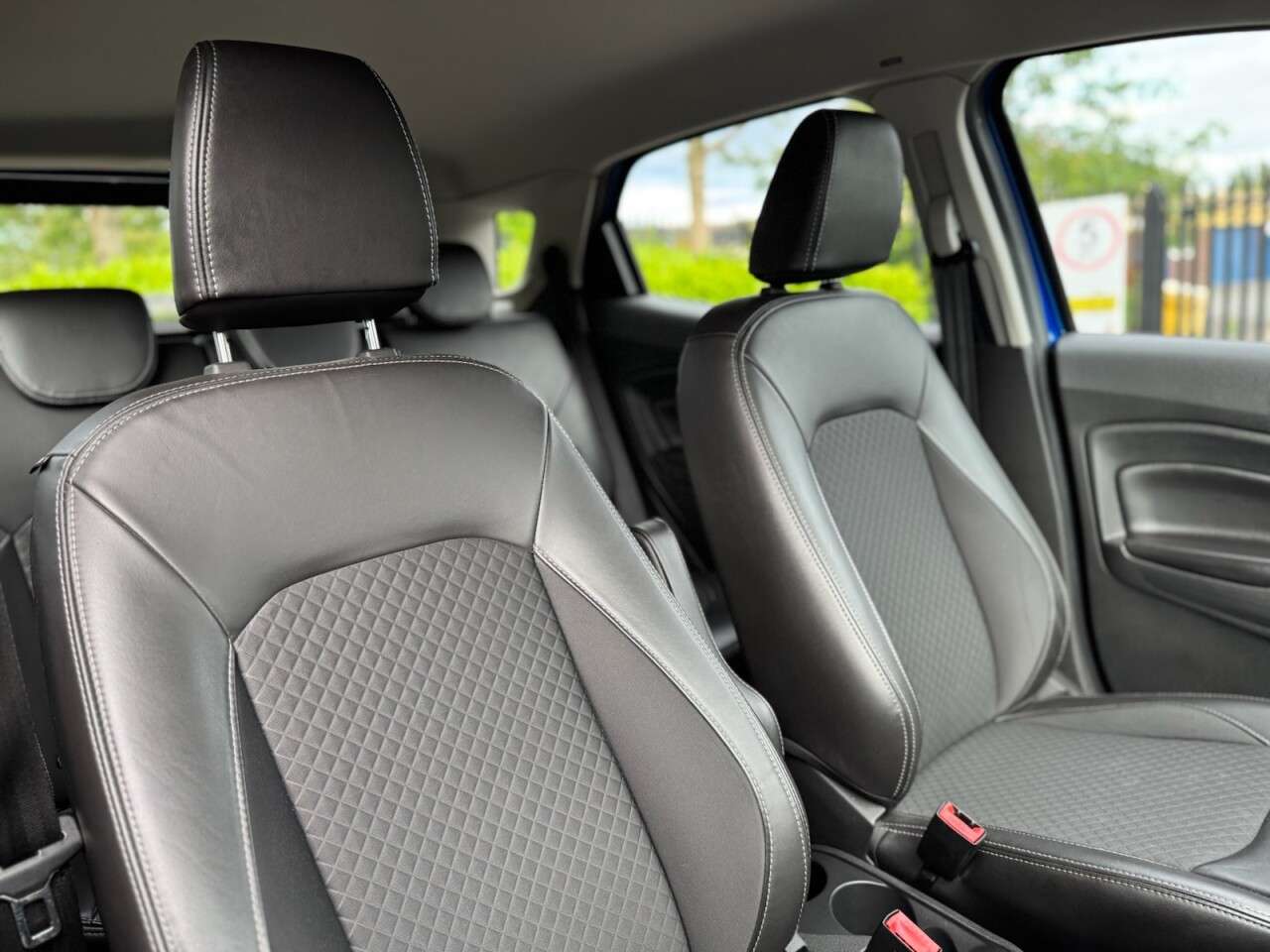 2017 FORD ECOSPORT 2017 FORD ECOSPORT