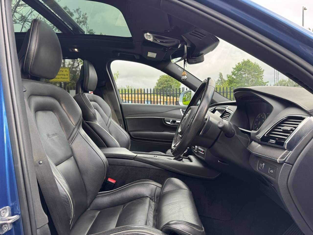 2015 VOLVO XC90 2015 VOLVO XC90