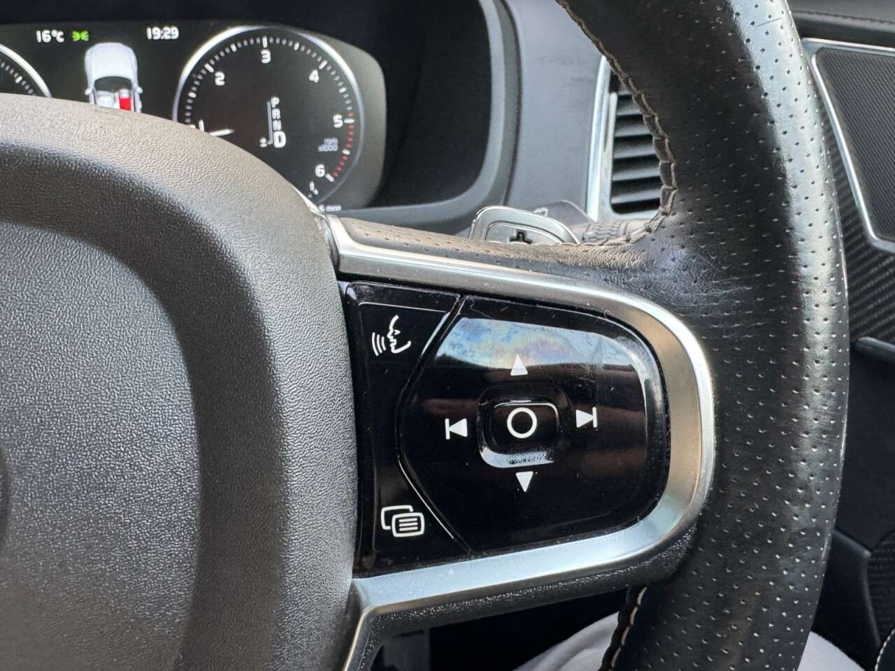 2015 VOLVO XC90 2015 VOLVO XC90
