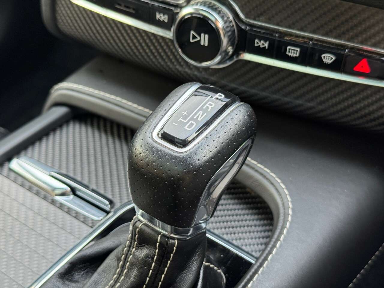 2015 VOLVO XC90 2015 VOLVO XC90