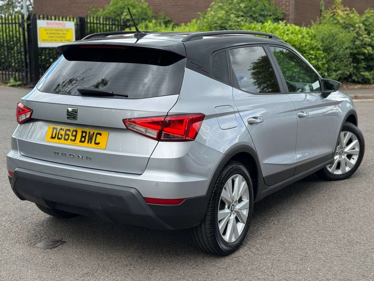 A 2019 SEAT ARONA 1.0 TSI GPF SE Technology SUV 5dr Petrol Manual Euro 6 (s/s) (95 ps) A 2019 SEAT ARONA 1.0 TSI GPF SE Technology SUV 5dr Petrol Manual Euro 6 (s/s) (95 ps)