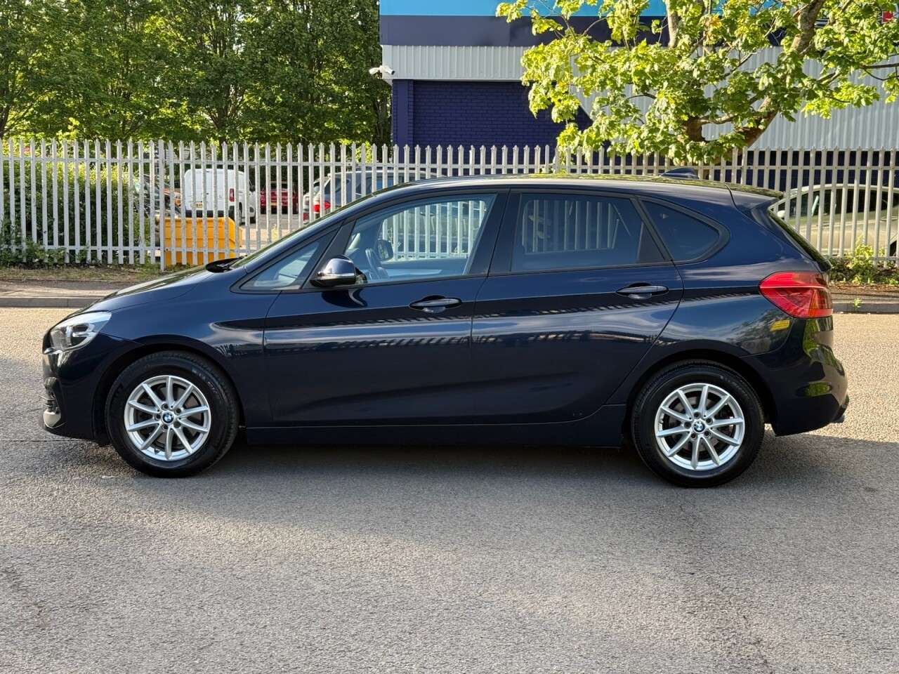 A 2018 BMW 2 SERIES ACTIVE TOURER 2.0 220d SE MPV 5dr Diesel Auto Euro 6 (s/s) (190 ps) A 2018 BMW 2 SERIES ACTIVE TOURER 2.0 220d SE MPV 5dr Diesel Auto Euro 6 (s/s) (190 ps)