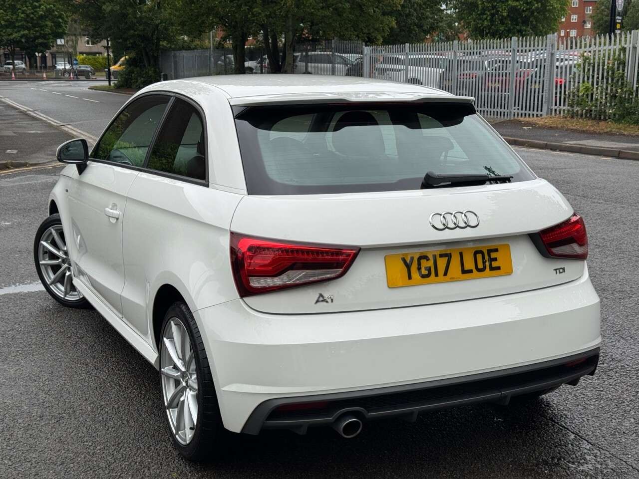 2017 AUDI A1 2017 AUDI A1