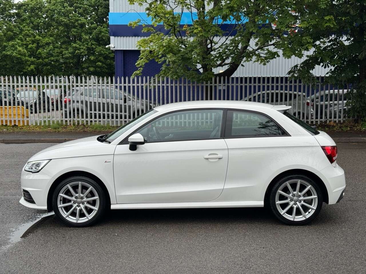 2017 AUDI A1 2017 AUDI A1
