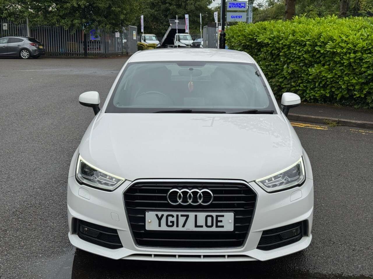 2017 AUDI A1 2017 AUDI A1