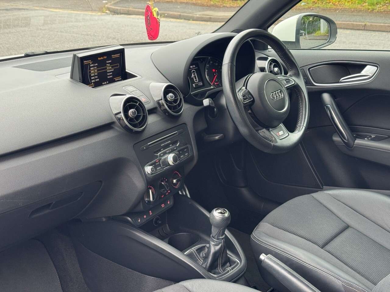 2017 AUDI A1 2017 AUDI A1