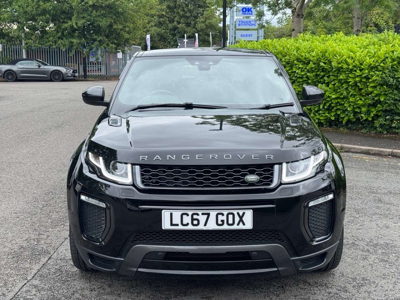 A 2017 LAND ROVER RANGE ROVER EVOQUE 2.0 TD4 HSE Dynamic SUV 5dr Diesel Auto 4WD Euro 6 (s/s) (180 ps) ULEZ+FSH+ A 2017 LAND ROVER RANGE ROVER EVOQUE 2.0 TD4 HSE Dynamic SUV 5dr Diesel Auto 4WD Euro 6 (s/s) (180 ps) ULEZ+FSH+