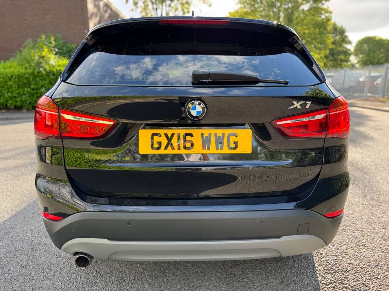 A 2016 BMW X1 2.0 18d SE SUV 5dr Diesel Auto sDrive Euro 6 (s/s) (150 ps) ULEZ+2FO+FSH+NA A 2016 BMW X1 2.0 18d SE SUV 5dr Diesel Auto sDrive Euro 6 (s/s) (150 ps) ULEZ+2FO+FSH+NA