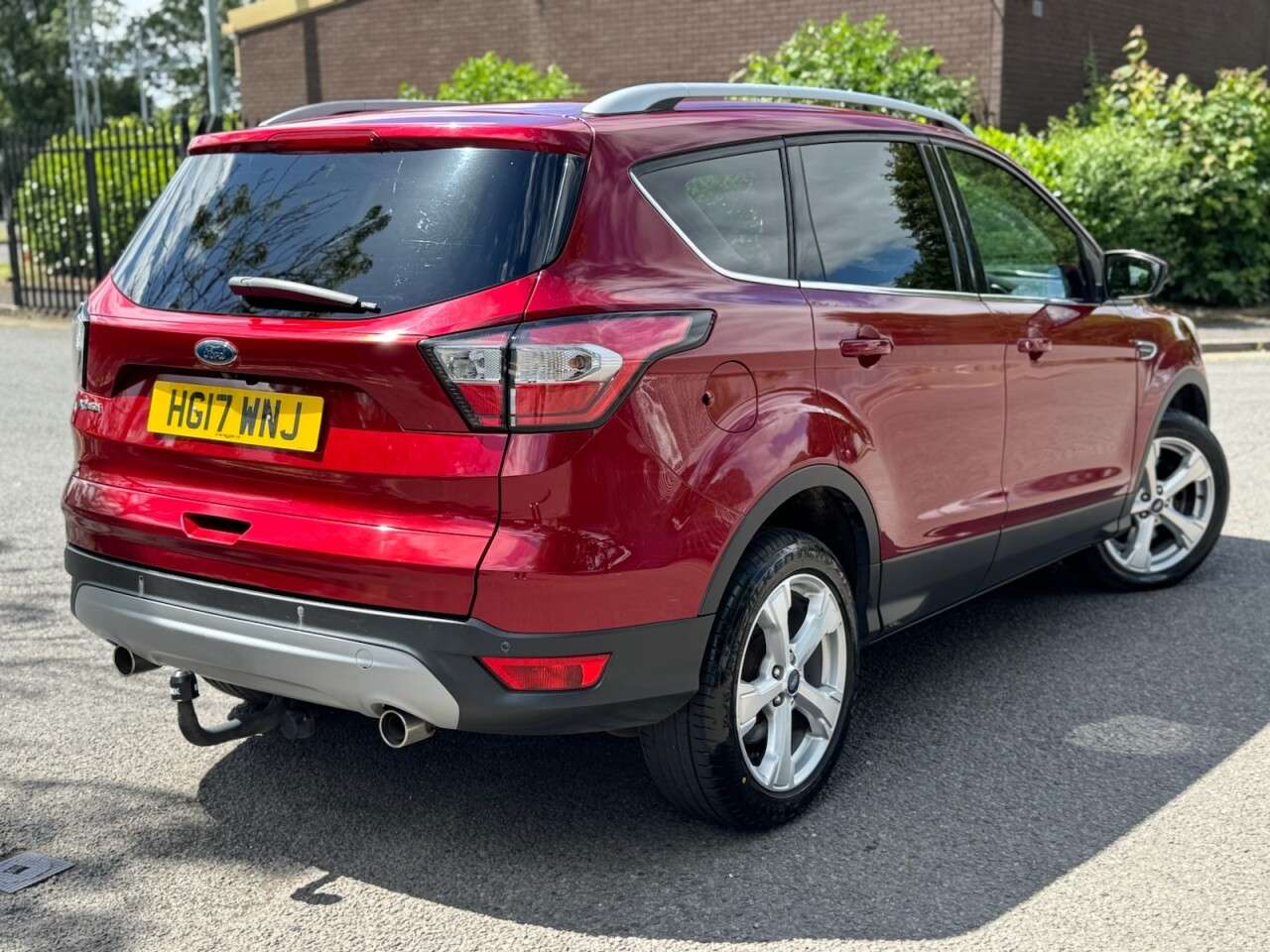 A 2017 FORD KUGA 2.0 TDCi Titanium SUV 5dr Diesel Manual Euro 6 (s/s) (150 ps) A 2017 FORD KUGA 2.0 TDCi Titanium SUV 5dr Diesel Manual Euro 6 (s/s) (150 ps)