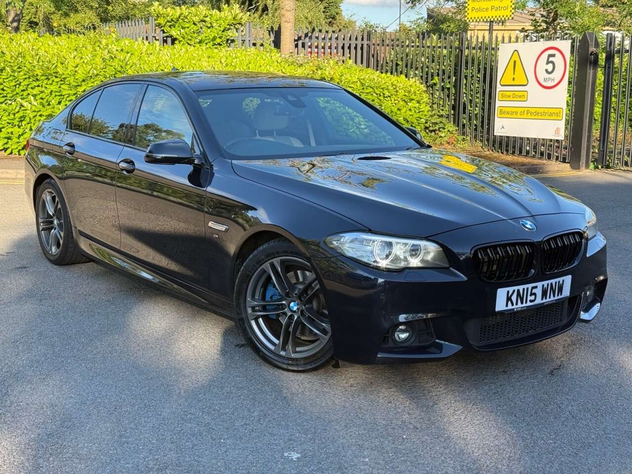 A 2015 BMW 5 SERIES 2.0 520d M Sport Saloon 4dr Diesel Auto Euro 6 (s/s) (190 ps) A 2015 BMW 5 SERIES 2.0 520d M Sport Saloon 4dr Diesel Auto Euro 6 (s/s) (190 ps)