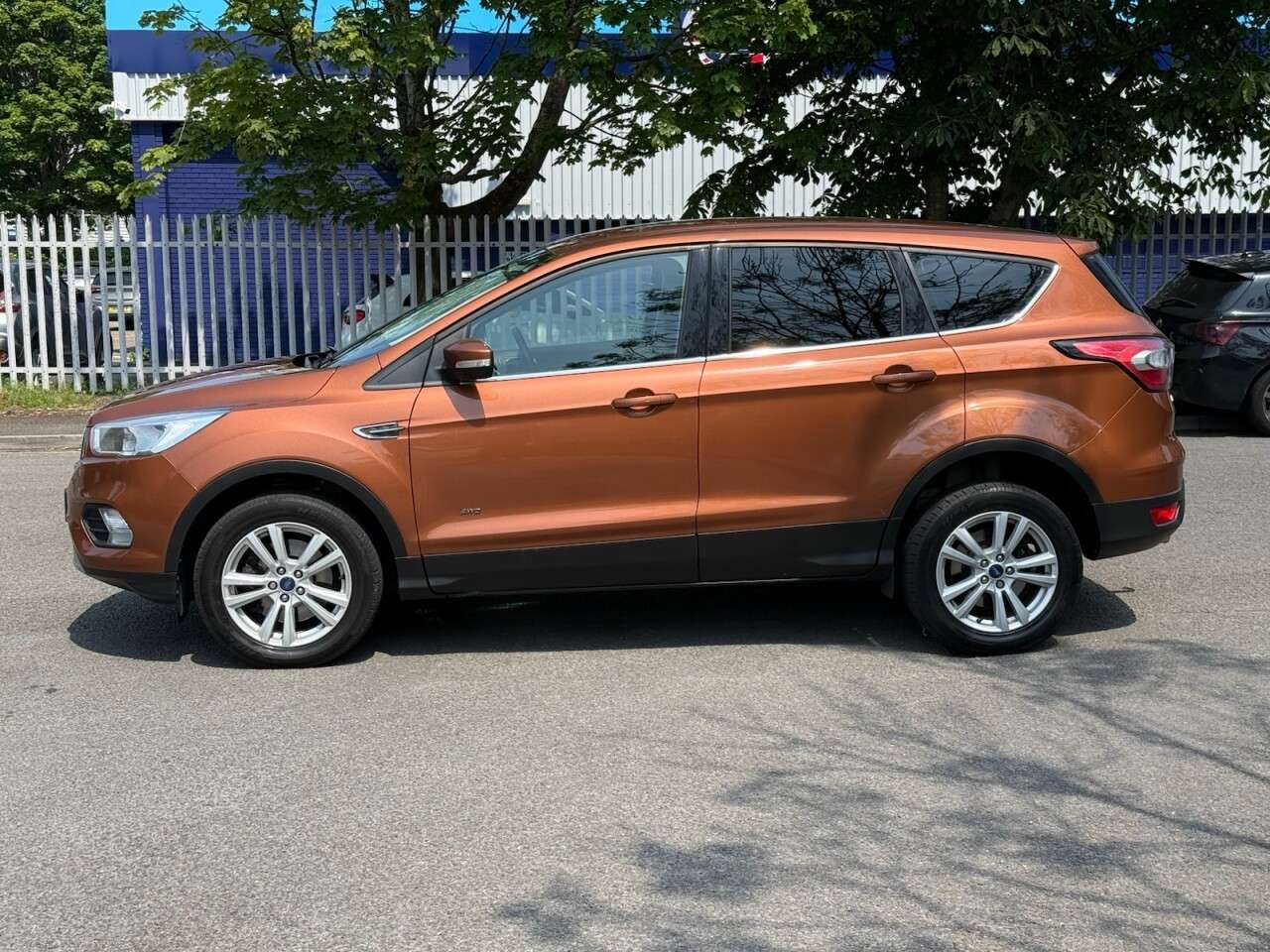 A 2017 FORD KUGA 1.5T EcoBoost Zetec SUV 5dr Petrol Auto AWD Euro 6 (s/s) (182 ps) A 2017 FORD KUGA 1.5T EcoBoost Zetec SUV 5dr Petrol Auto AWD Euro 6 (s/s) (182 ps)