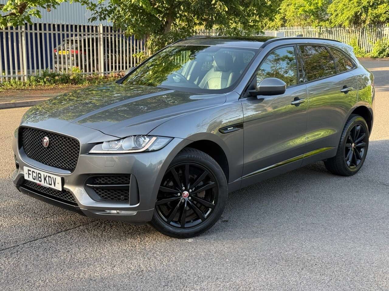 2018 JAGUAR F-PACE 2018 JAGUAR F-PACE
