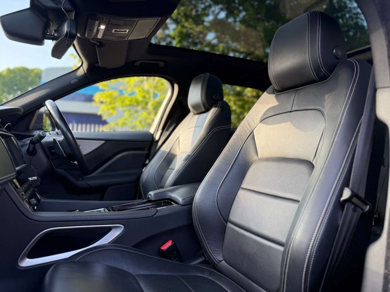 2018 JAGUAR F-PACE 2018 JAGUAR F-PACE