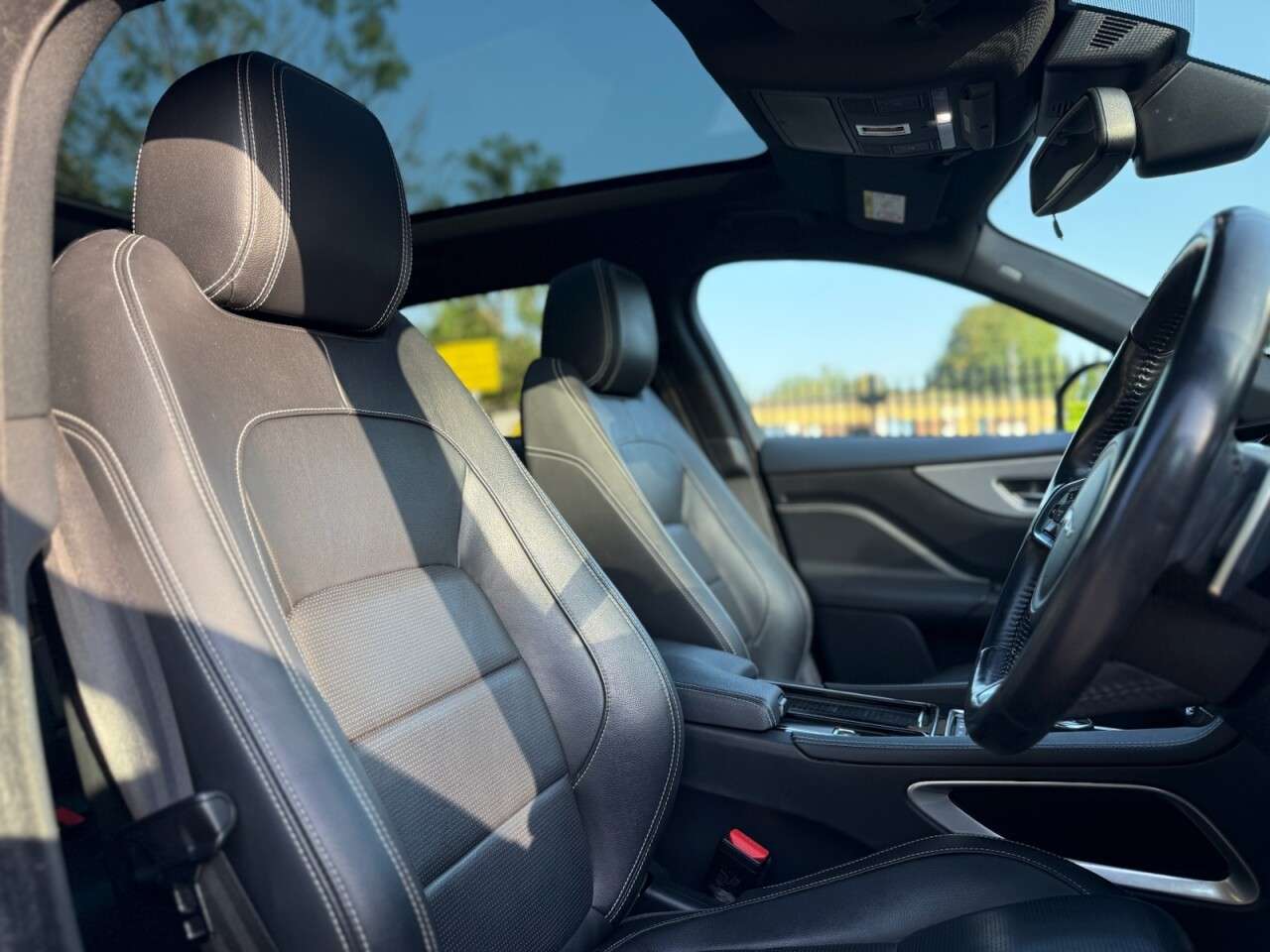 2018 JAGUAR F-PACE 2018 JAGUAR F-PACE