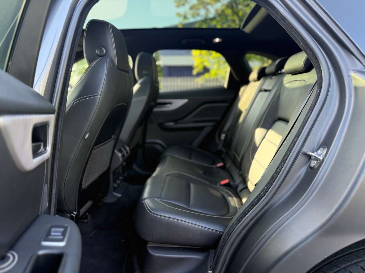 2018 JAGUAR F-PACE 2018 JAGUAR F-PACE