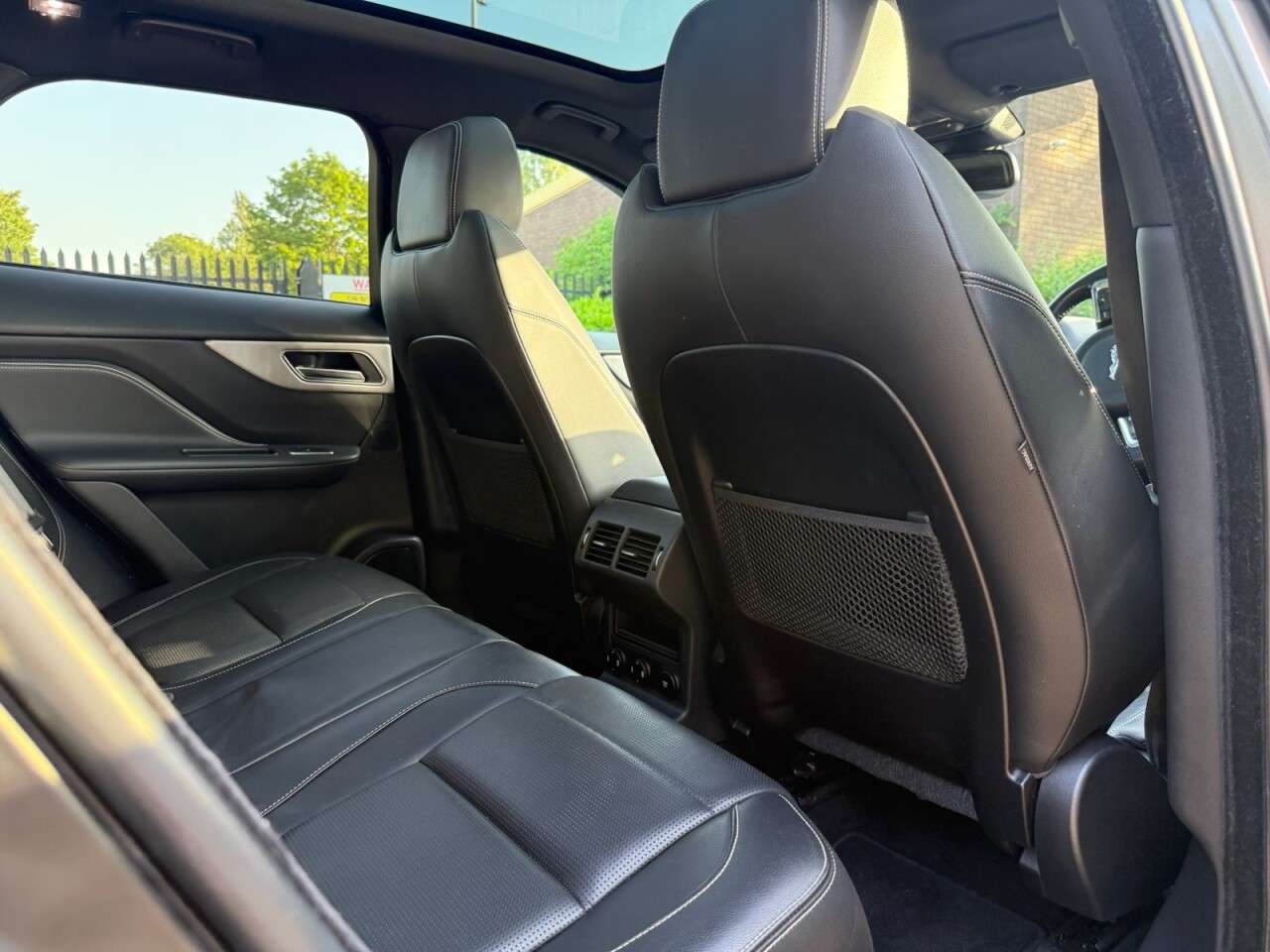 2018 JAGUAR F-PACE 2018 JAGUAR F-PACE