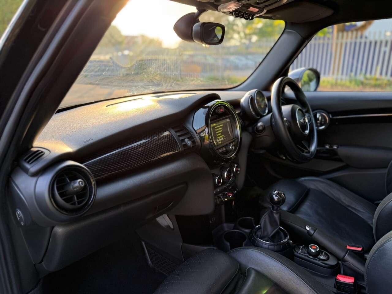 2017 MINI HATCH 2017 MINI HATCH