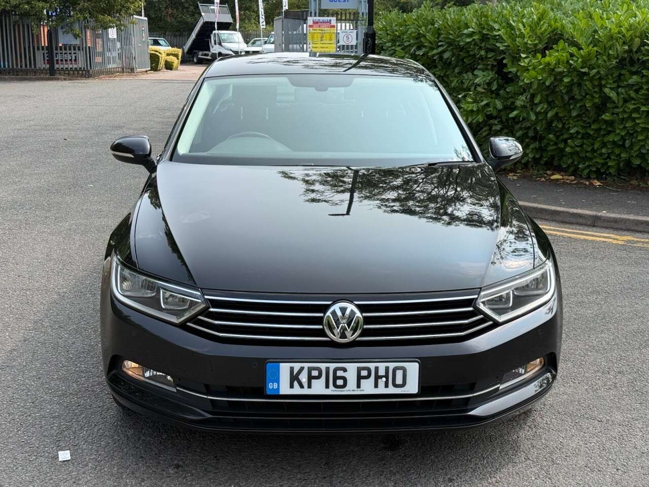 A 2016 VOLKSWAGEN PASSAT 2.0 TDI BlueMotion Tech SE Business Saloon 4dr Diesel Manual Euro 6 (s/s) ( A 2016 VOLKSWAGEN PASSAT 2.0 TDI BlueMotion Tech SE Business Saloon 4dr Diesel Manual Euro 6 (s/s) (