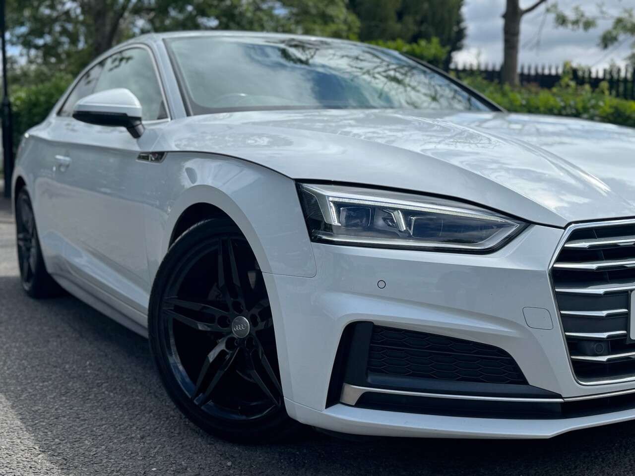A 2019 AUDI A5 2.0 TFSI 35 S line Coupe 2dr Petrol S Tronic Euro 6 (s/s) (150 ps) ULEZ+SH+ A 2019 AUDI A5 2.0 TFSI 35 S line Coupe 2dr Petrol S Tronic Euro 6 (s/s) (150 ps) ULEZ+SH+