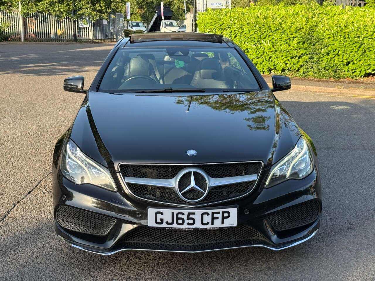 A 2015 MERCEDES-BENZ E CLASS 3.0 E350d V6 BlueTEC AMG Line Coupe 2dr Diesel G-Tronic+ Euro 6 (s/s) (258 A 2015 MERCEDES-BENZ E CLASS 3.0 E350d V6 BlueTEC AMG Line Coupe 2dr Diesel G-Tronic+ Euro 6 (s/s) (258