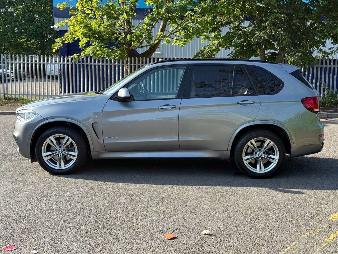 A 2014 BMW X5 3.0 40d M Sport SUV 5dr Diesel Auto xDrive Euro 6 (s/s) (313 ps) A 2014 BMW X5 3.0 40d M Sport SUV 5dr Diesel Auto xDrive Euro 6 (s/s) (313 ps)
