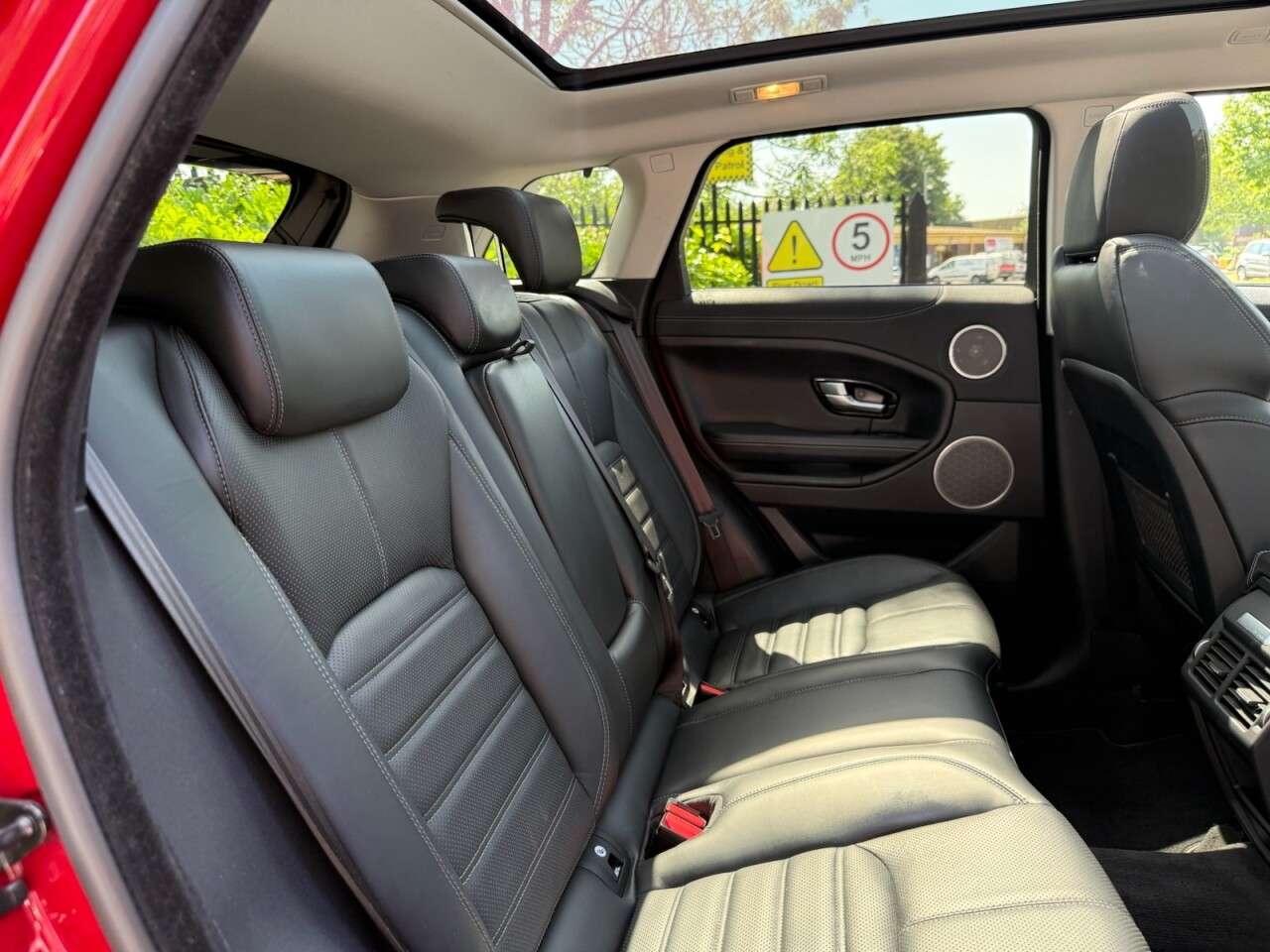2015 LAND ROVER RANGE ROVER EVOQUE 2015 LAND ROVER RANGE ROVER EVOQUE