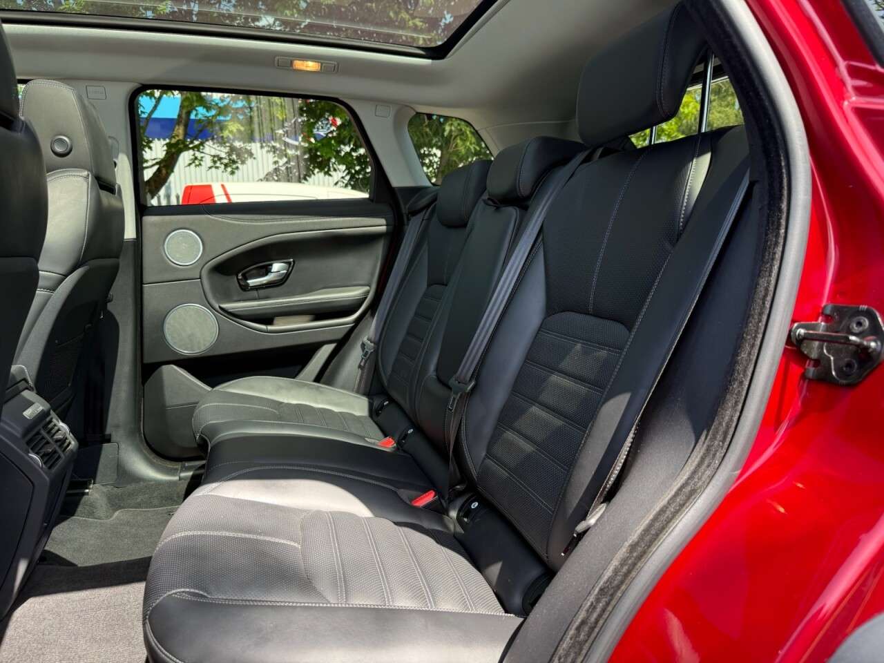 2015 LAND ROVER RANGE ROVER EVOQUE 2015 LAND ROVER RANGE ROVER EVOQUE