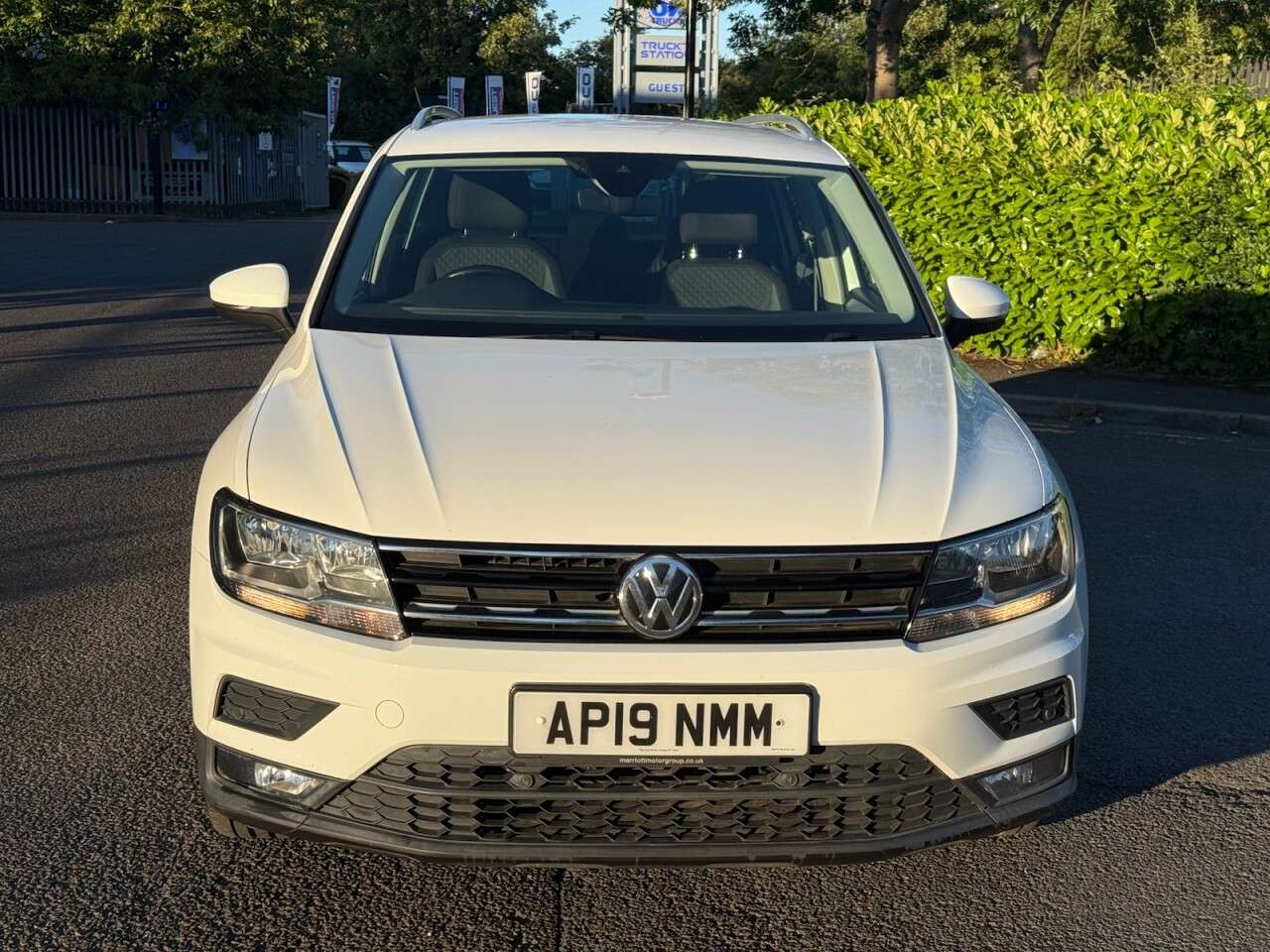 A 2019 VOLKSWAGEN TIGUAN 2.0 TDI SE Navigation SUV 5dr Diesel Manual Euro 6 (s/s) (150 ps) ULEZ+1FRO A 2019 VOLKSWAGEN TIGUAN 2.0 TDI SE Navigation SUV 5dr Diesel Manual Euro 6 (s/s) (150 ps) ULEZ+1FRO