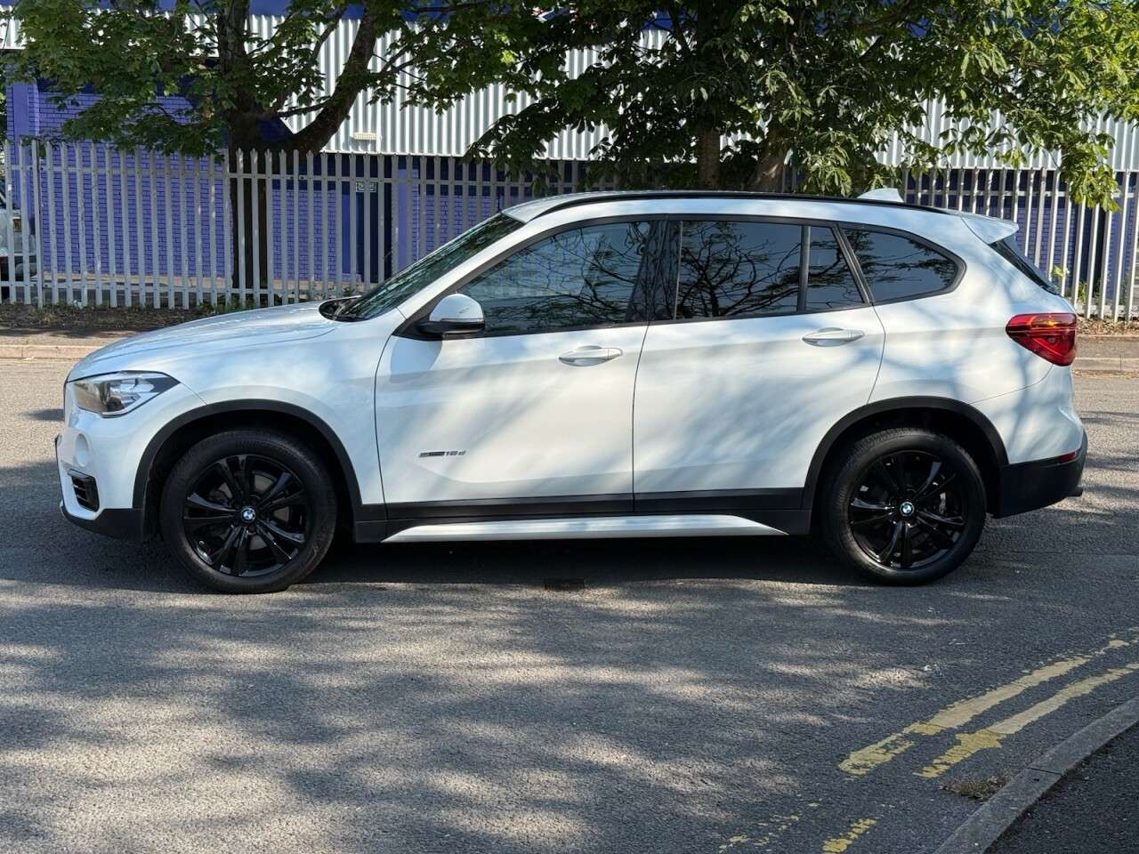 A 2018 BMW X1 2.0 18d Sport SUV 5dr Diesel Manual sDrive Euro 6 (s/s) (150 ps) ULEZ+1O+LO A 2018 BMW X1 2.0 18d Sport SUV 5dr Diesel Manual sDrive Euro 6 (s/s) (150 ps) ULEZ+1O+LO
