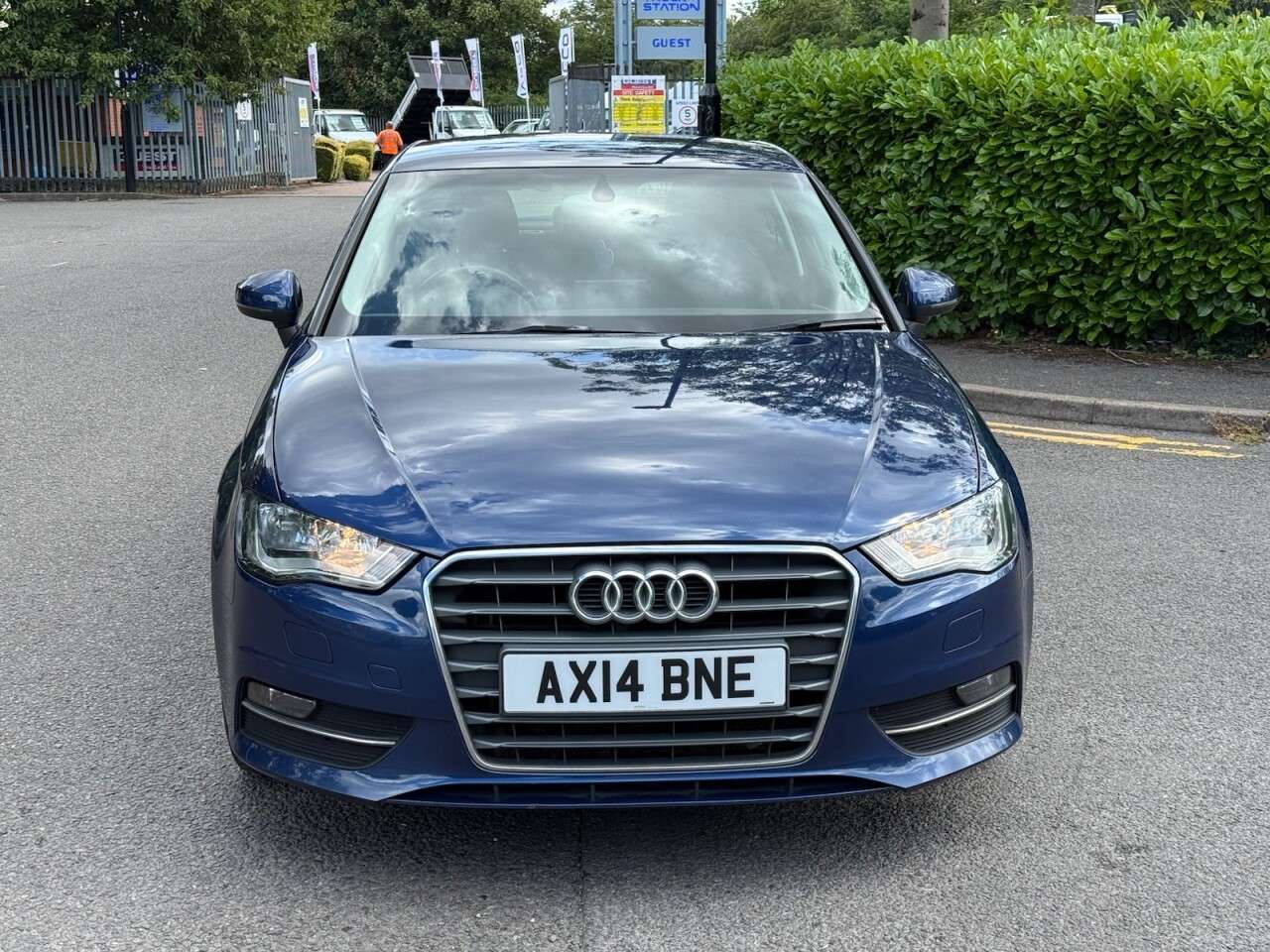 A 2014 AUDI A3 1.4 TFSI SE Hatchback 3dr Petrol Manual Euro 5 (s/s) (122 ps) A 2014 AUDI A3 1.4 TFSI SE Hatchback 3dr Petrol Manual Euro 5 (s/s) (122 ps)