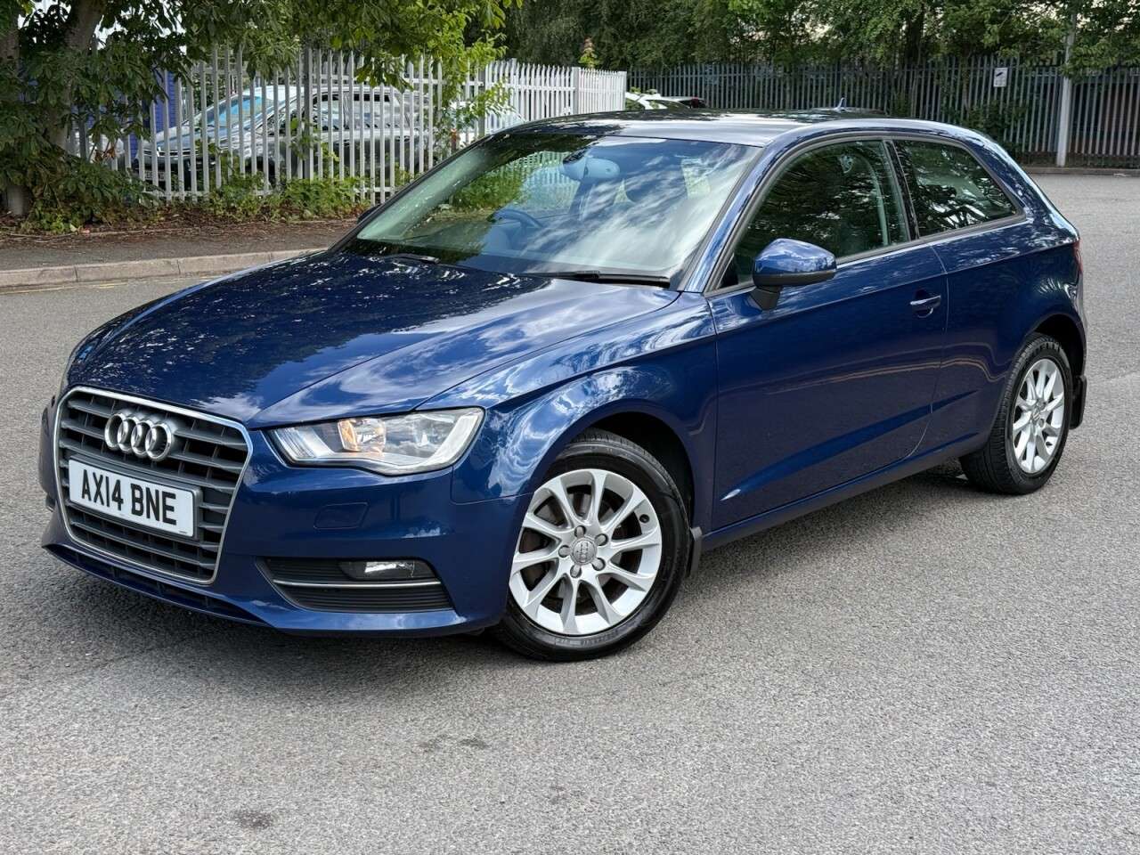 A 2014 AUDI A3 1.4 TFSI SE Hatchback 3dr Petrol Manual Euro 5 (s/s) (122 ps) A 2014 AUDI A3 1.4 TFSI SE Hatchback 3dr Petrol Manual Euro 5 (s/s) (122 ps)