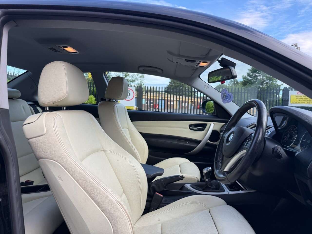 2009 BMW 1 SERIES 2009 BMW 1 SERIES