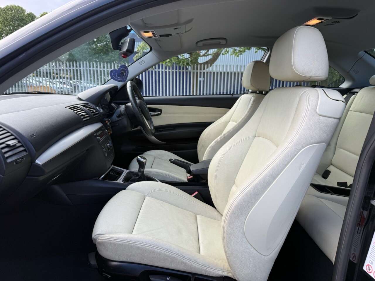 2009 BMW 1 SERIES 2009 BMW 1 SERIES
