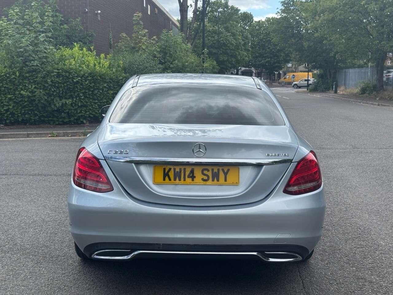 A 2014 MERCEDES-BENZ C CLASS 2.1 C220 BlueTEC Sport Saloon 4dr Diesel G-Tronic+ Euro 6 (s/s) (170 ps) A 2014 MERCEDES-BENZ C CLASS 2.1 C220 BlueTEC Sport Saloon 4dr Diesel G-Tronic+ Euro 6 (s/s) (170 ps)