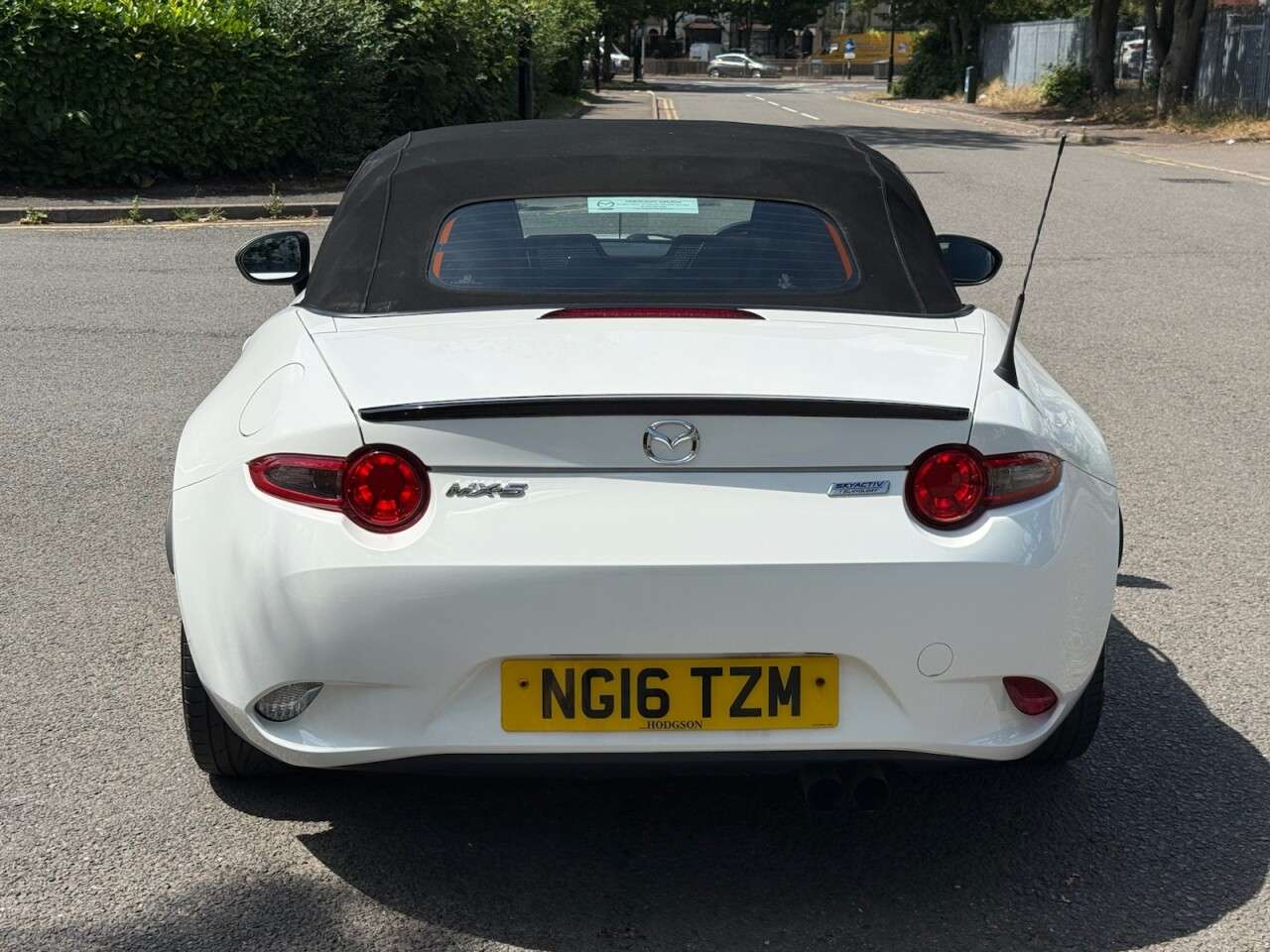 2016 MAZDA MX-5 2016 MAZDA MX-5