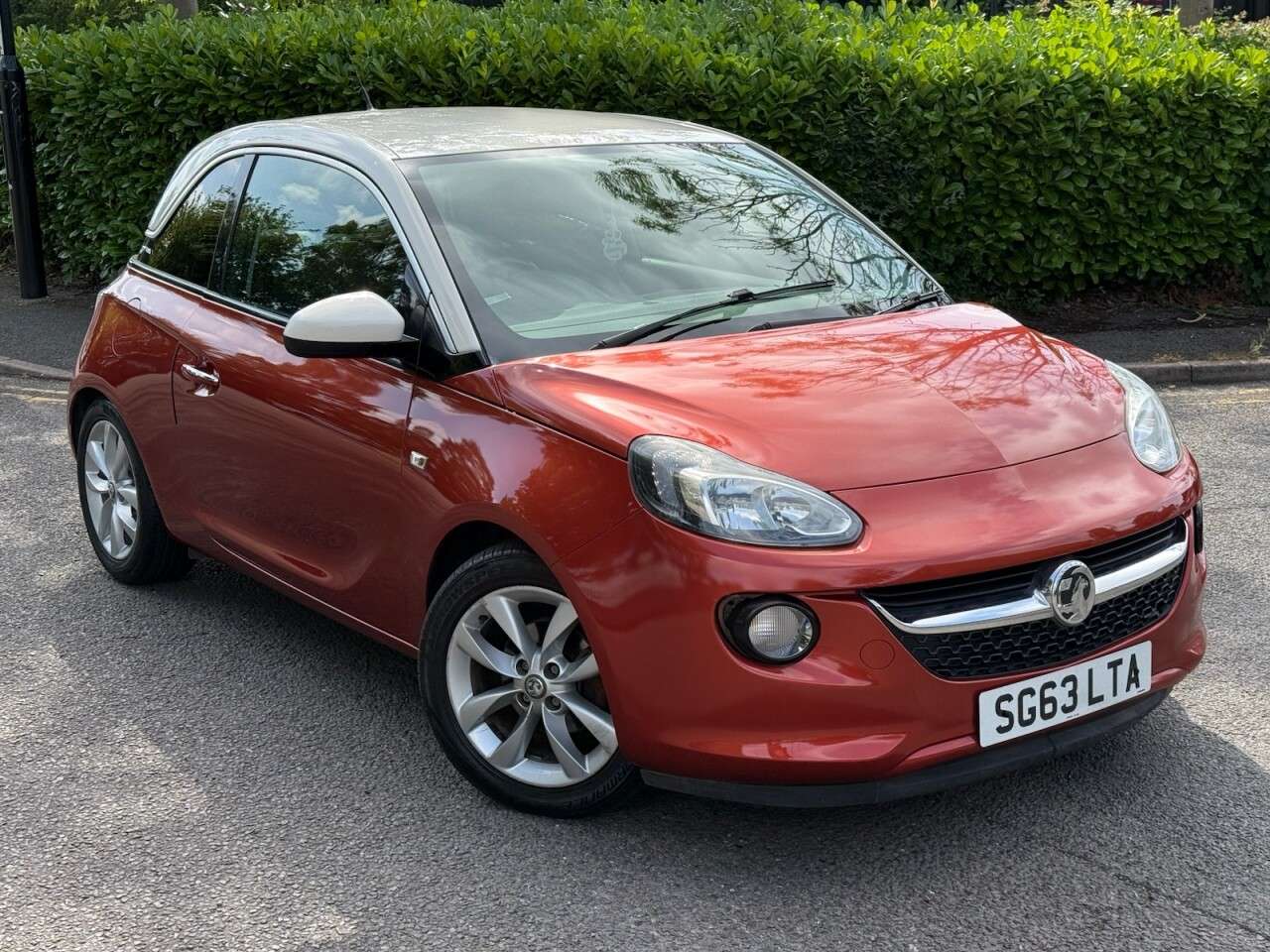 A 2013 VAUXHALL ADAM 1.4 16v JAM Hatchback 3dr Petrol Manual Euro 5 (87 ps) A 2013 VAUXHALL ADAM 1.4 16v JAM Hatchback 3dr Petrol Manual Euro 5 (87 ps)