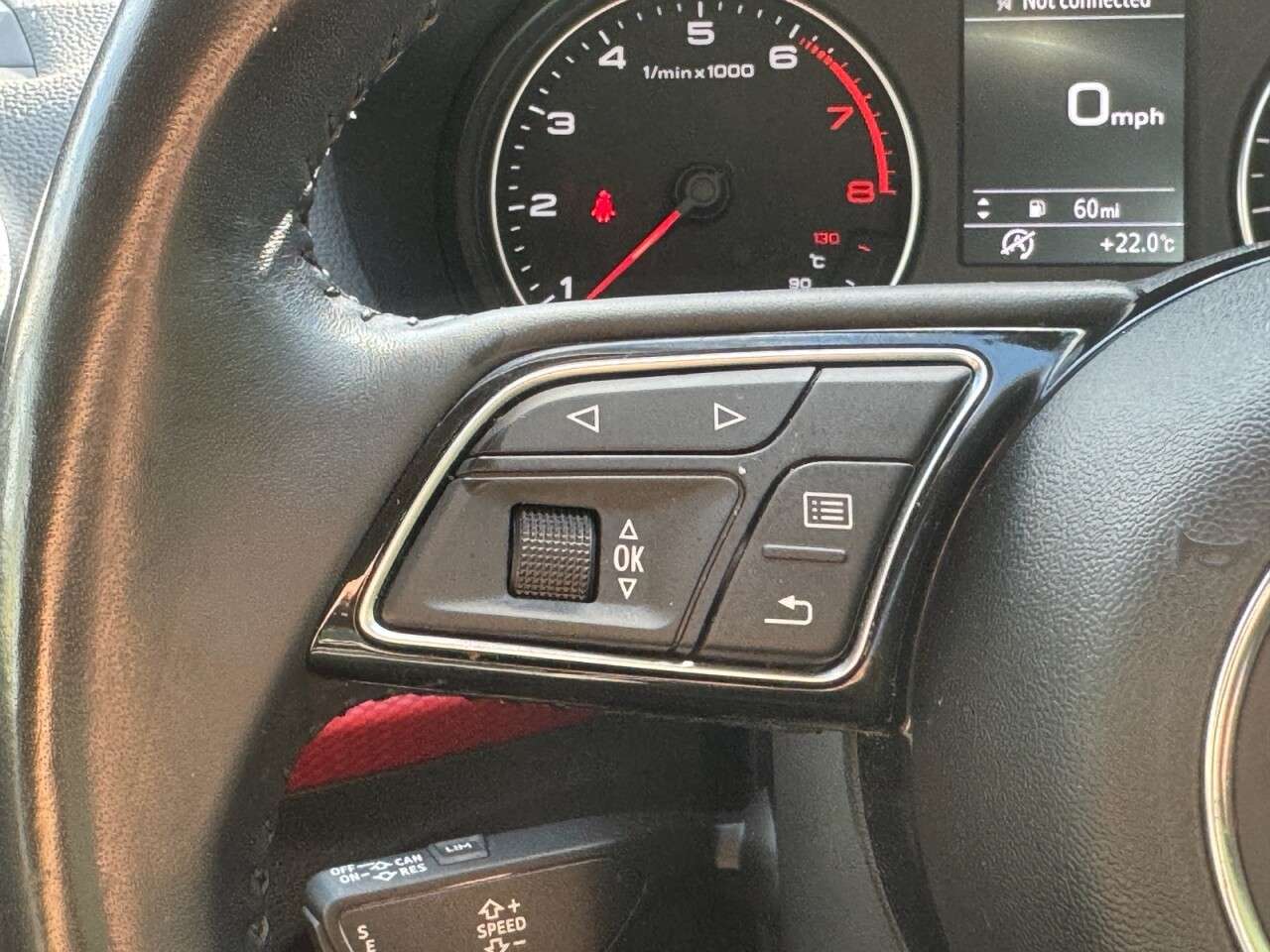 2017 AUDI Q2 2017 AUDI Q2