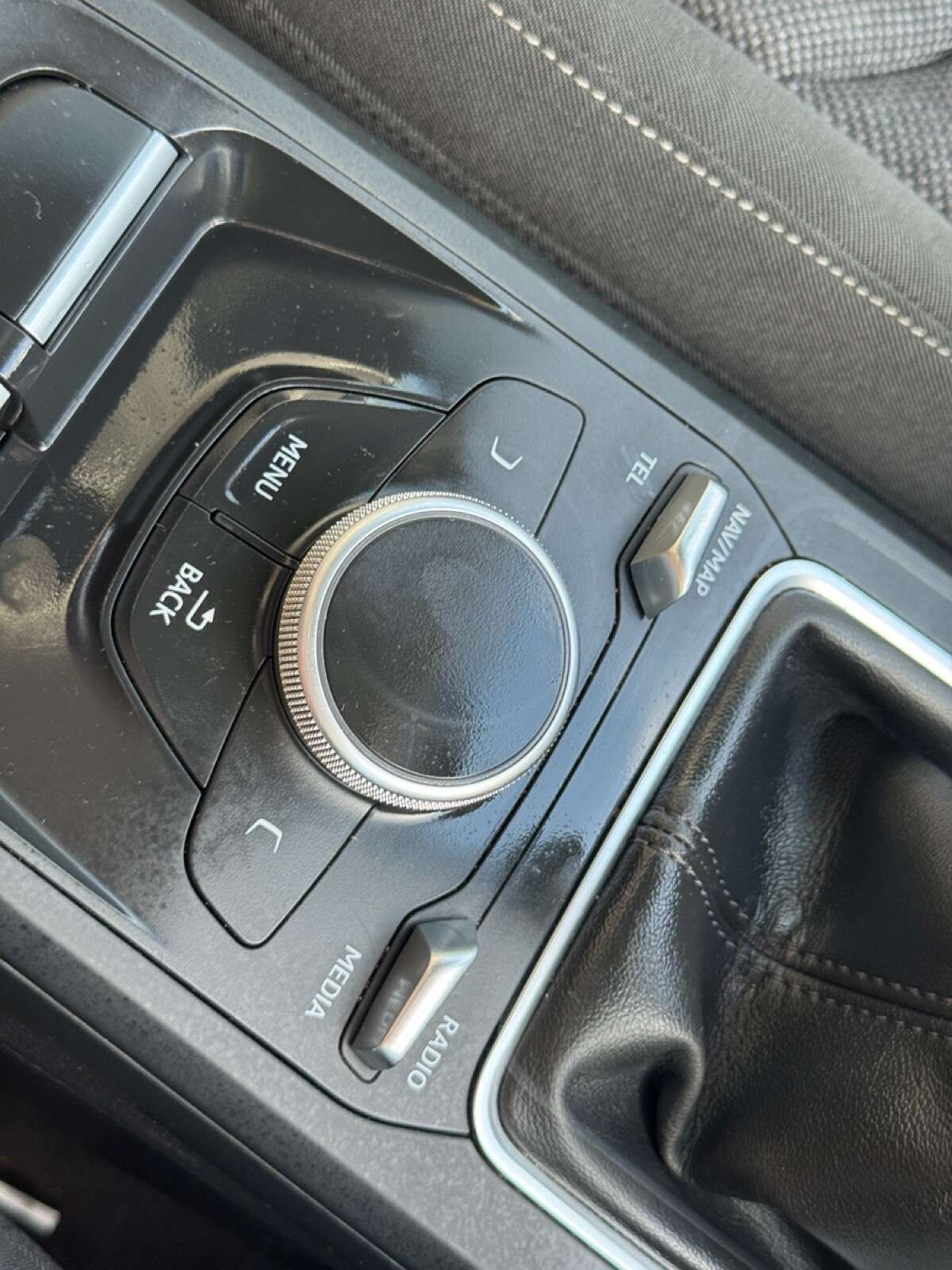 2017 AUDI Q2 2017 AUDI Q2