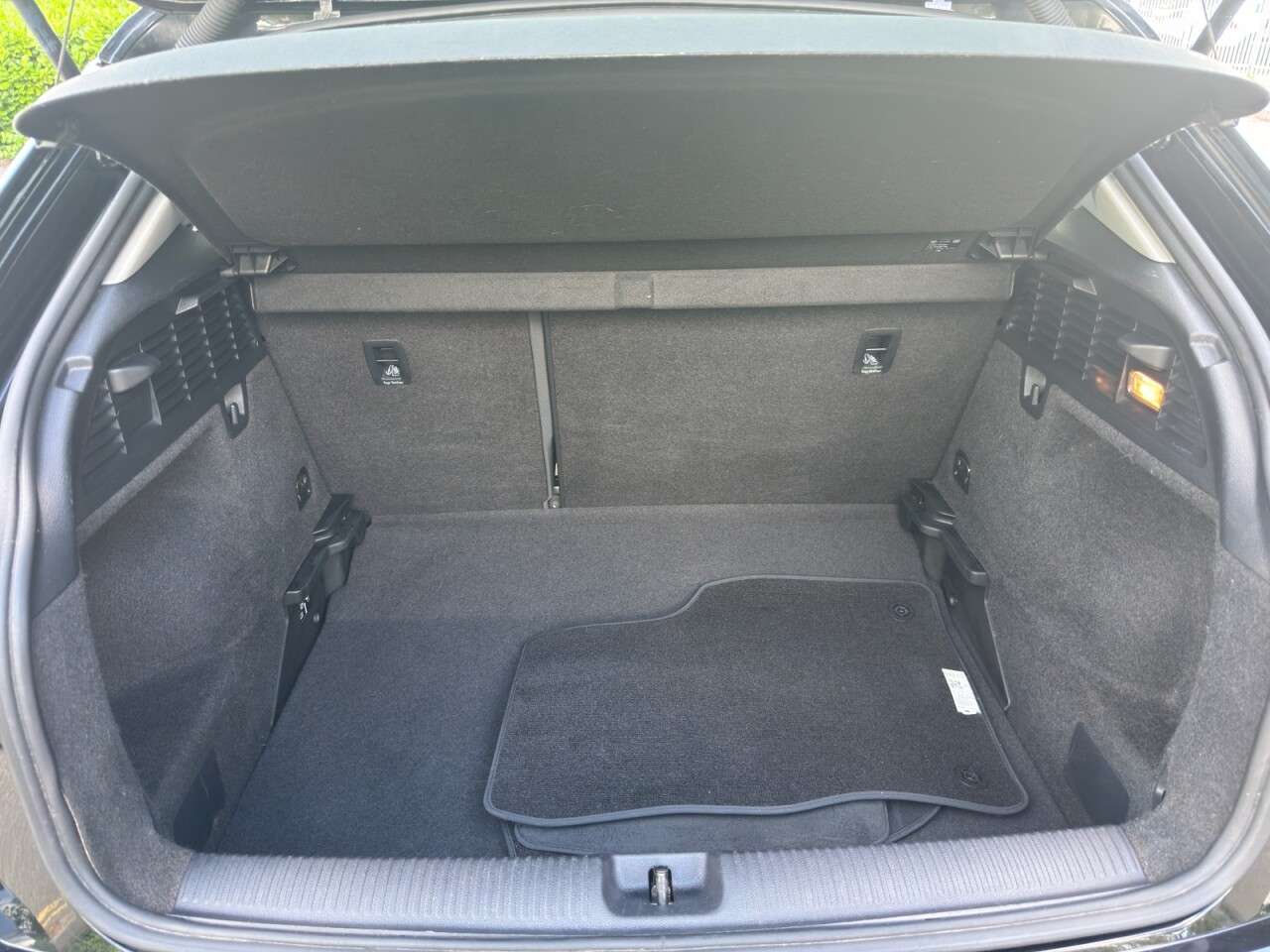 2017 AUDI Q2 2017 AUDI Q2