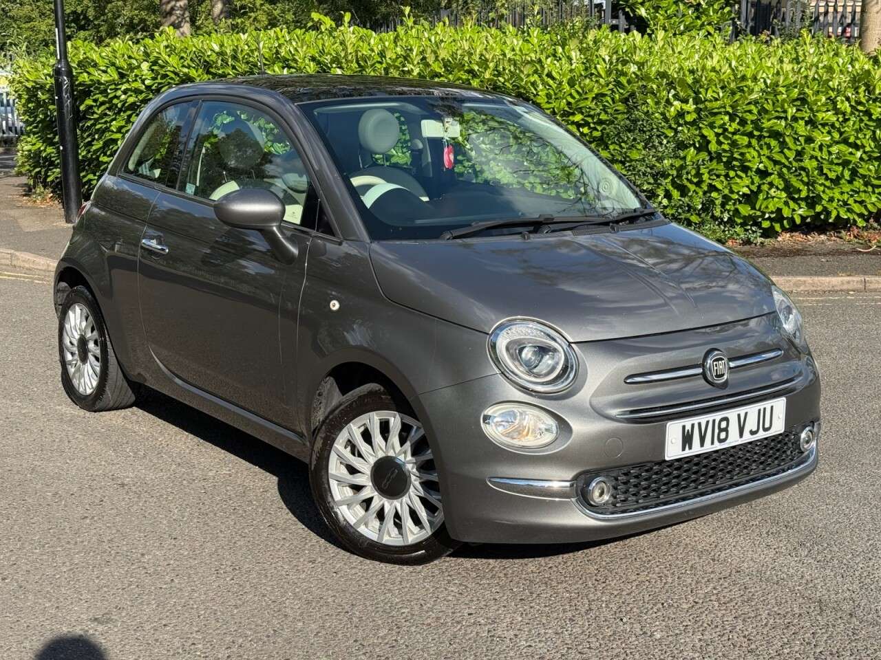 A 2018 FIAT 500 1.2 Lounge Hatchback 3dr Petrol Manual Euro 6 (s/s) (69 bhp) ULEZ+SH+PANROO A 2018 FIAT 500 1.2 Lounge Hatchback 3dr Petrol Manual Euro 6 (s/s) (69 bhp) ULEZ+SH+PANROO