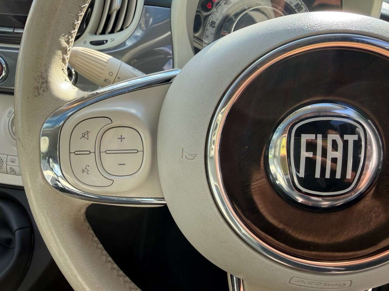 2018 FIAT 500 2018 FIAT 500