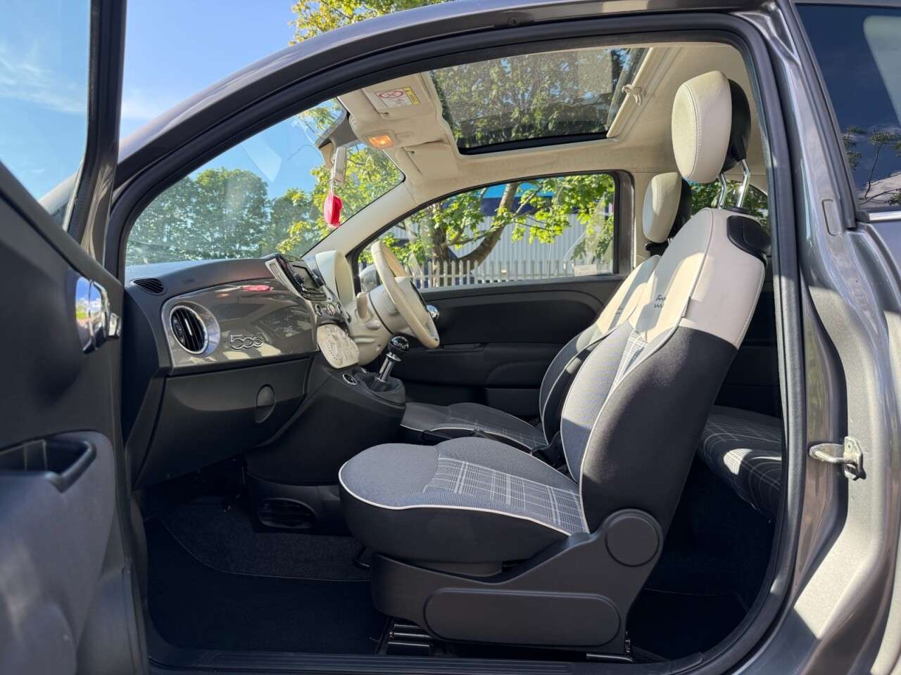2018 FIAT 500 2018 FIAT 500