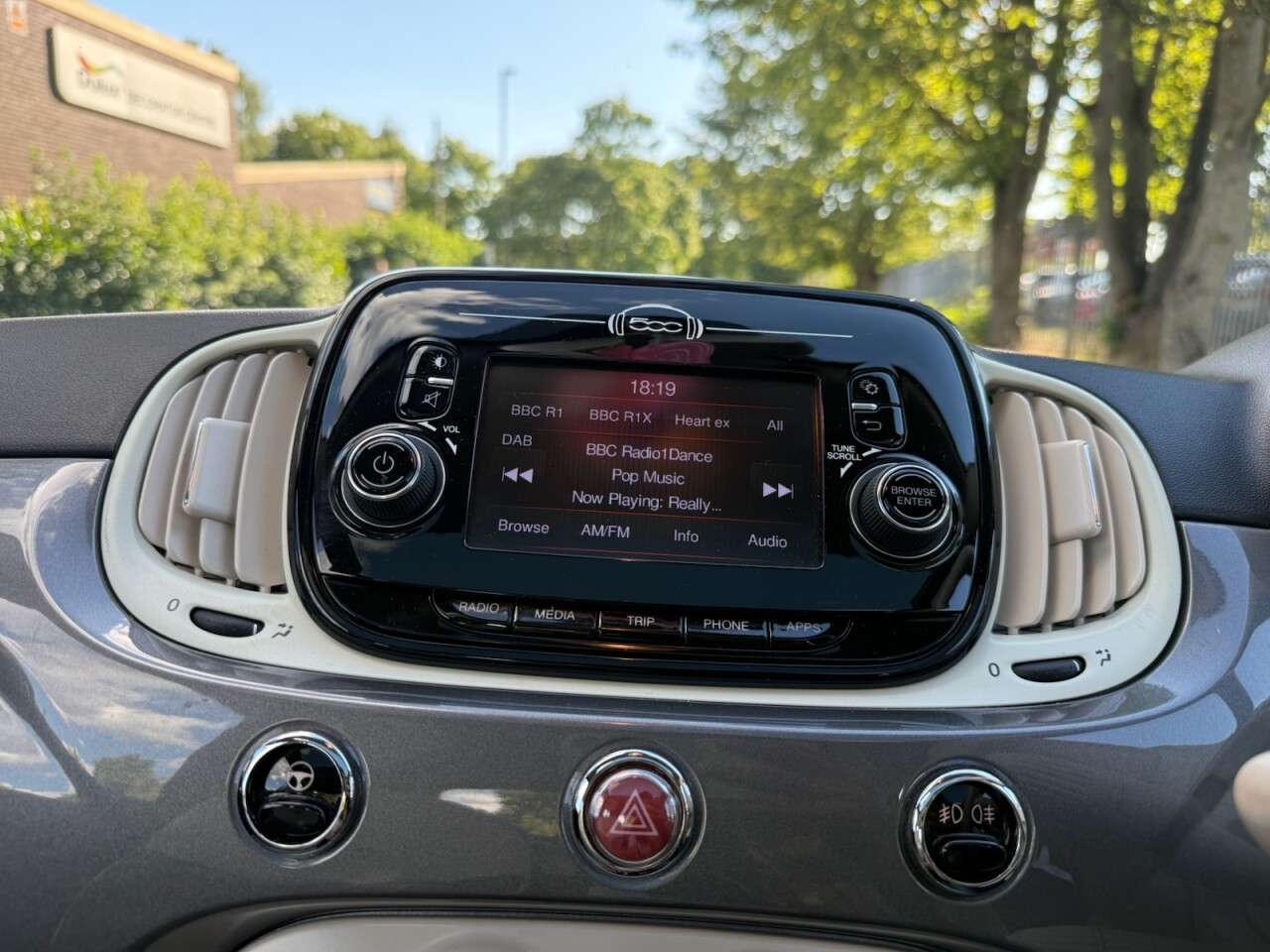 2018 FIAT 500 2018 FIAT 500
