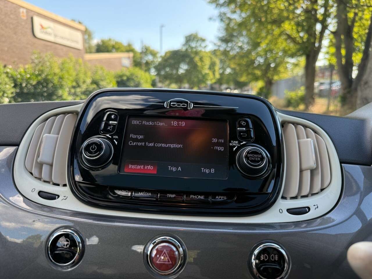 2018 FIAT 500 2018 FIAT 500
