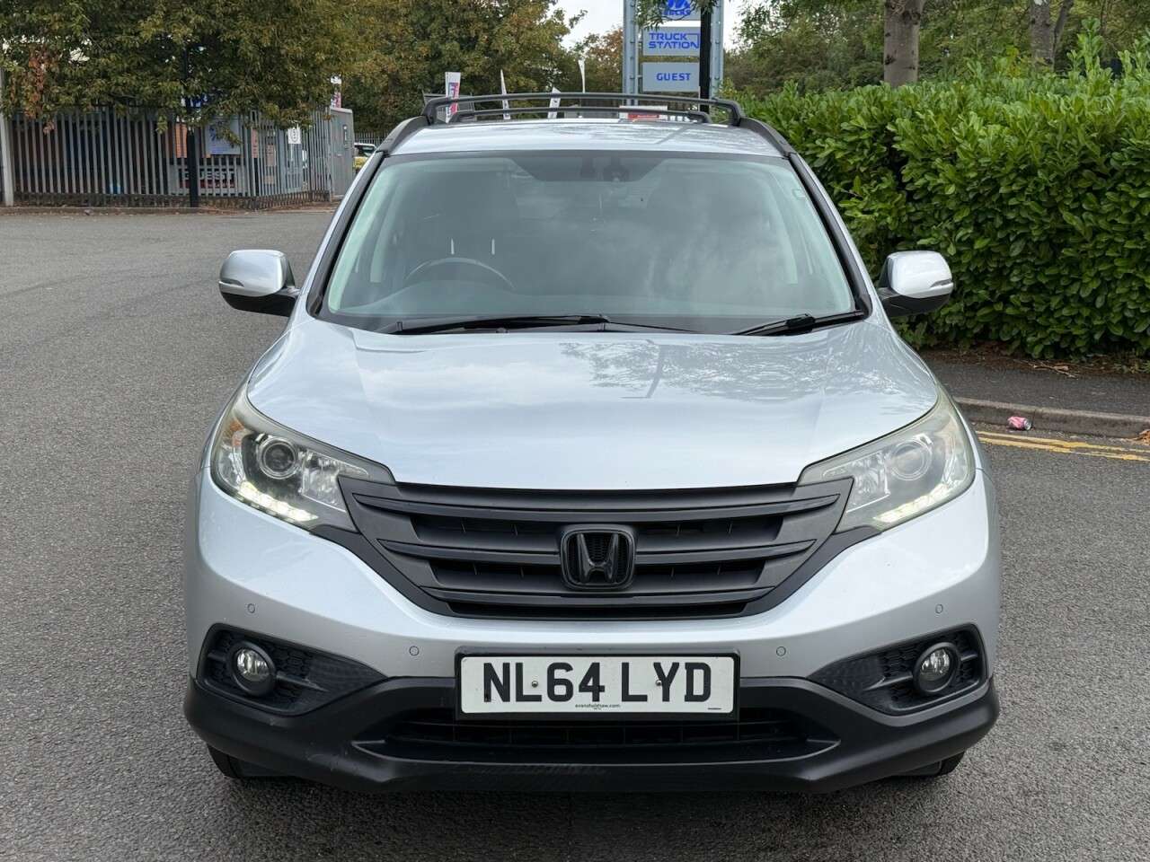 A 2014 HONDA CR-V 2.0 i-VTEC SE SUV 5dr Petrol Manual 4WD Euro 5 (s/s) (155 ps) A 2014 HONDA CR-V 2.0 i-VTEC SE SUV 5dr Petrol Manual 4WD Euro 5 (s/s) (155 ps)