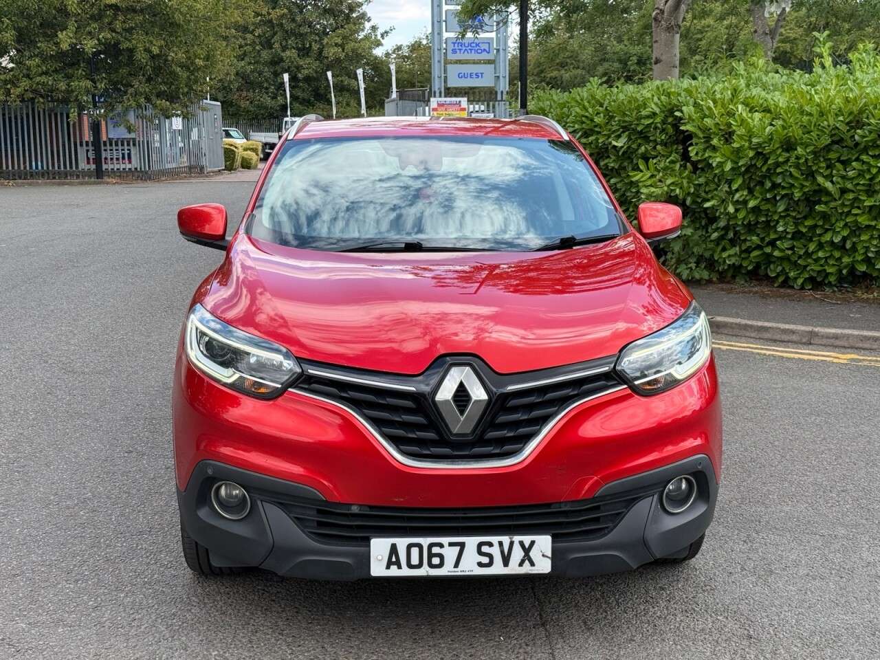 A 2017 RENAULT KADJAR 1.5 dCi Dynamique S Nav SUV 5dr Diesel Manual Euro 6 (s/s) (110 ps) ULEZ+1F A 2017 RENAULT KADJAR 1.5 dCi Dynamique S Nav SUV 5dr Diesel Manual Euro 6 (s/s) (110 ps) ULEZ+1F